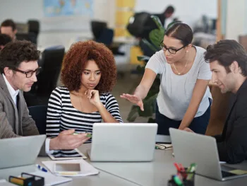 Today’s Blog Industry Finance  Business Consulting. - 178直播